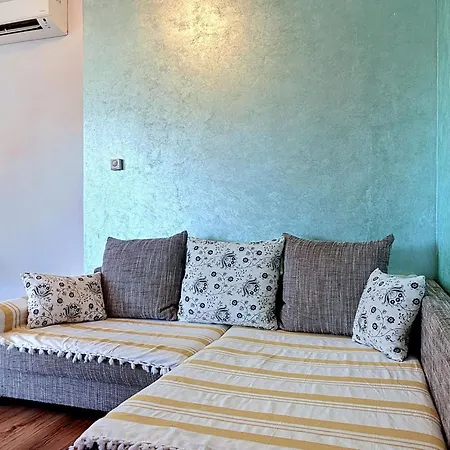 Adri-2 By Interhome *
